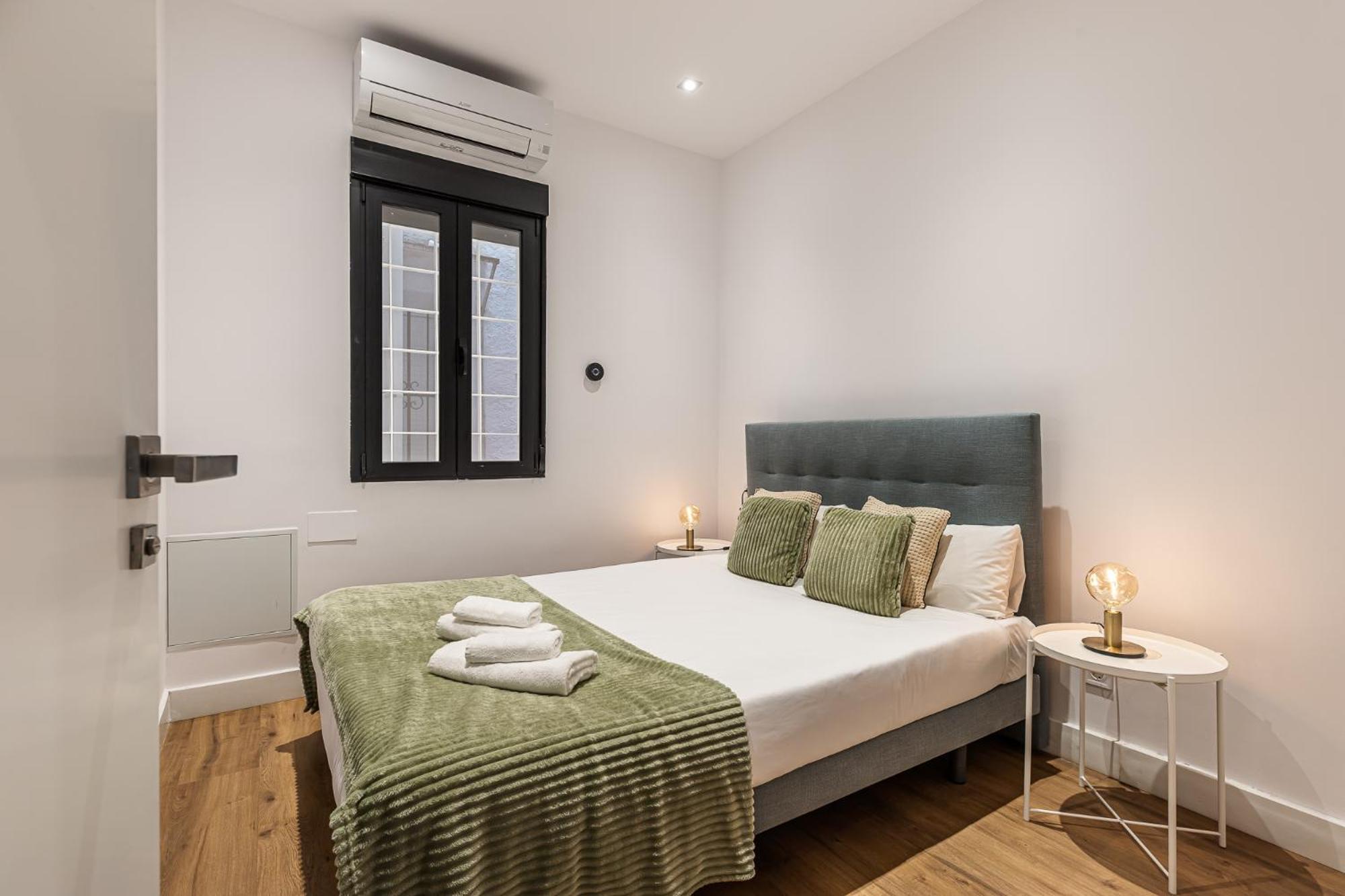 Waou Essence I Anton Martin Apartment Madrid Ngoại thất bức ảnh