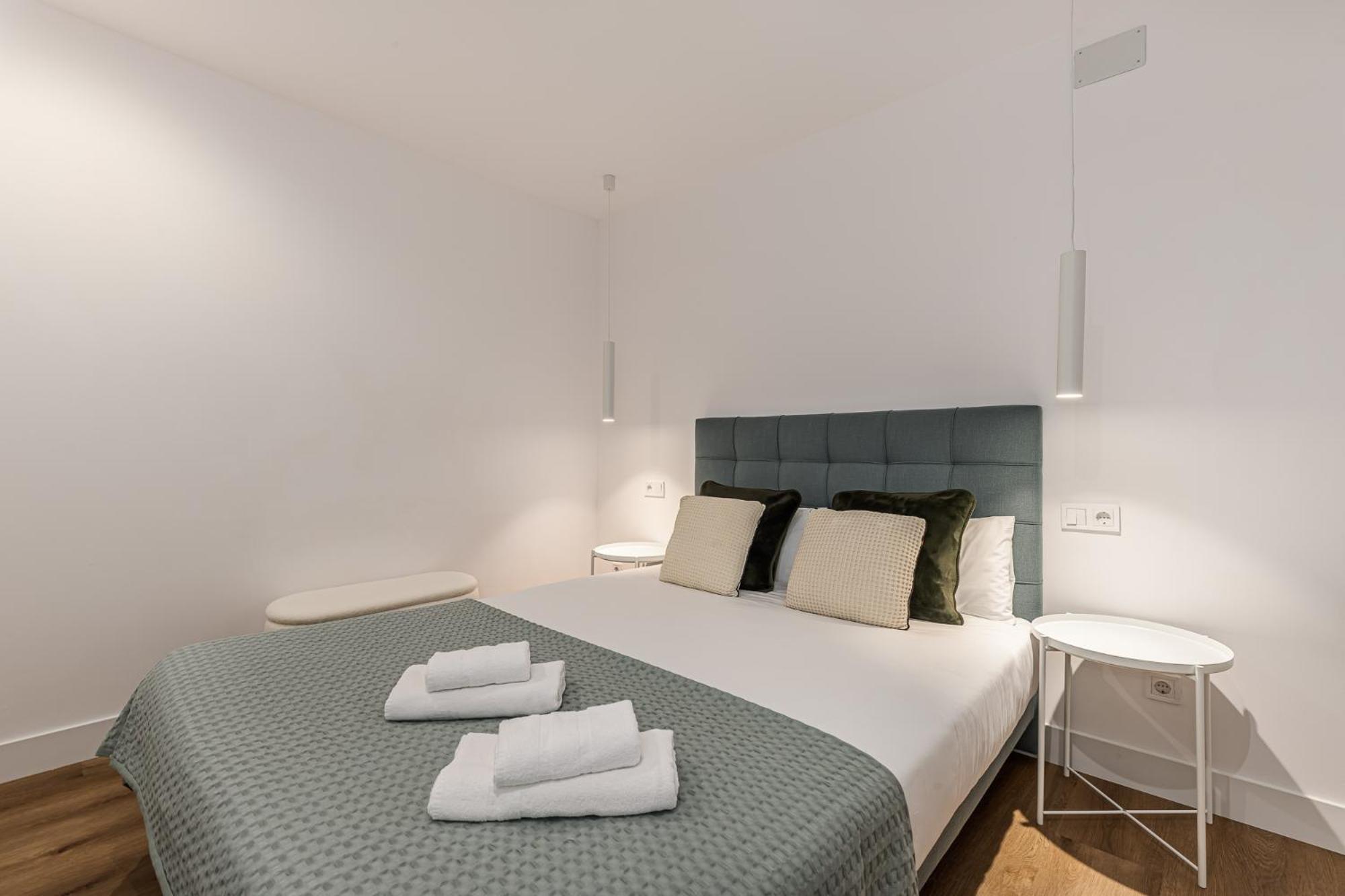 Waou Essence I Anton Martin Apartment Madrid Ngoại thất bức ảnh