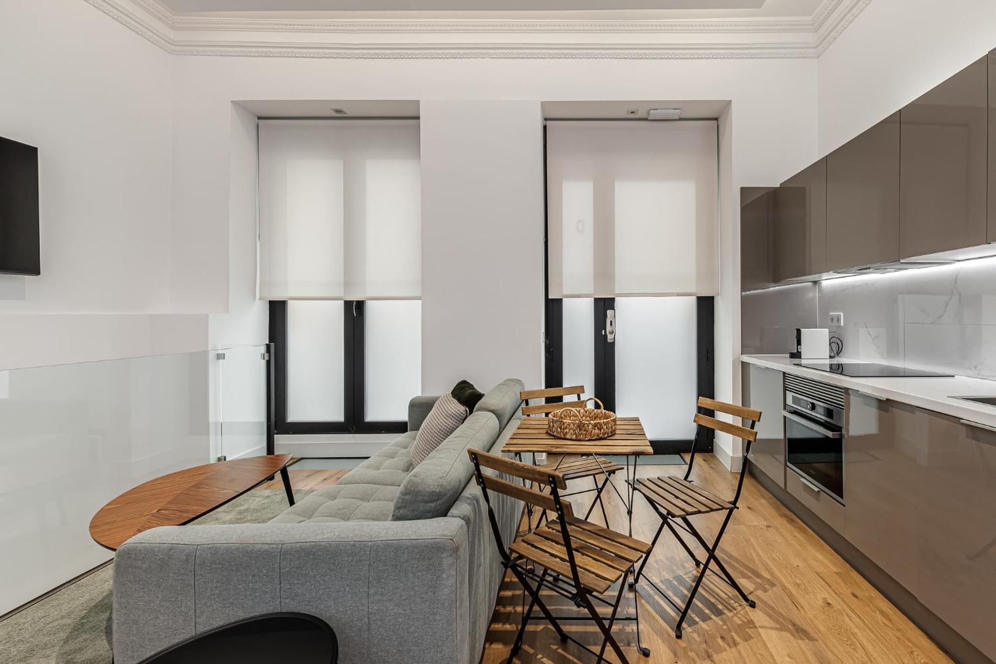 Waou Essence I Anton Martin Apartment Madrid Ngoại thất bức ảnh